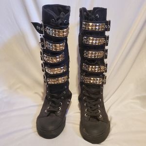 Demonia Deviant-304 knee high sneaker boots